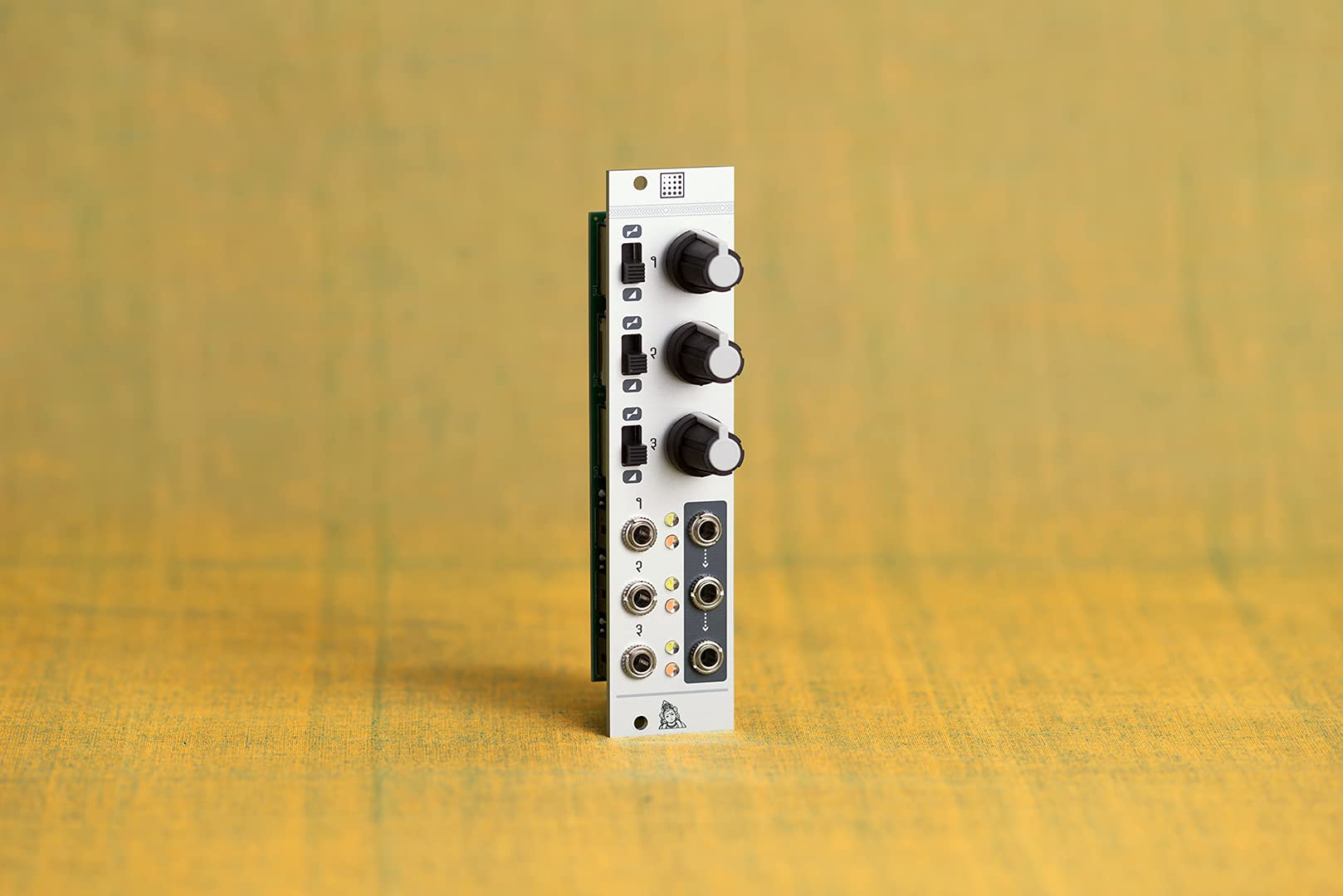 Amazon | Mutable Instruments MM Shades ユーロラック モジュラー